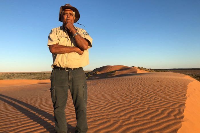 Indigenous ranger's quest to preserve Simpson Desert knowledge and 60,000-year-old history of his people